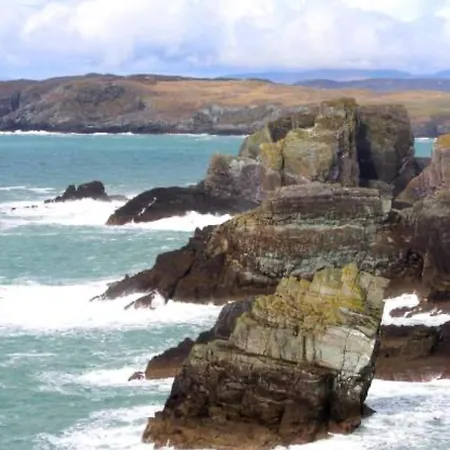 Mews Situated In The Picturesque Village Of Vakantiehuis