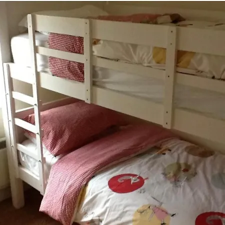 Mews Situated In The Picturesque Village Of Vakantiehuis Glandore