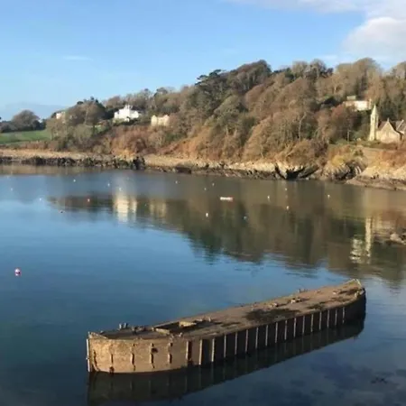 Mews Situated In The Picturesque Village Of * Glandore