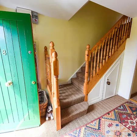 Vakantiehuis Mews Situated In The Picturesque Village Of *