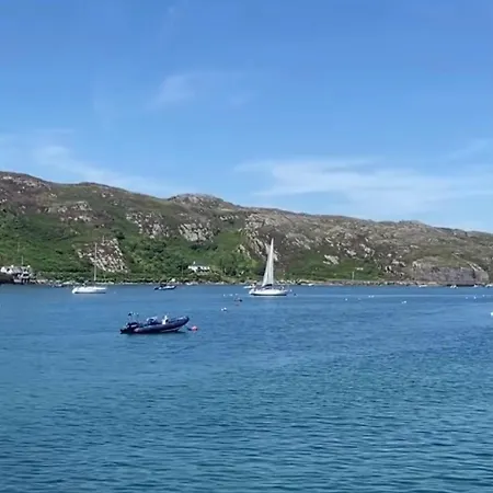 Mews Situated In The Picturesque Village Of Vakantiehuis